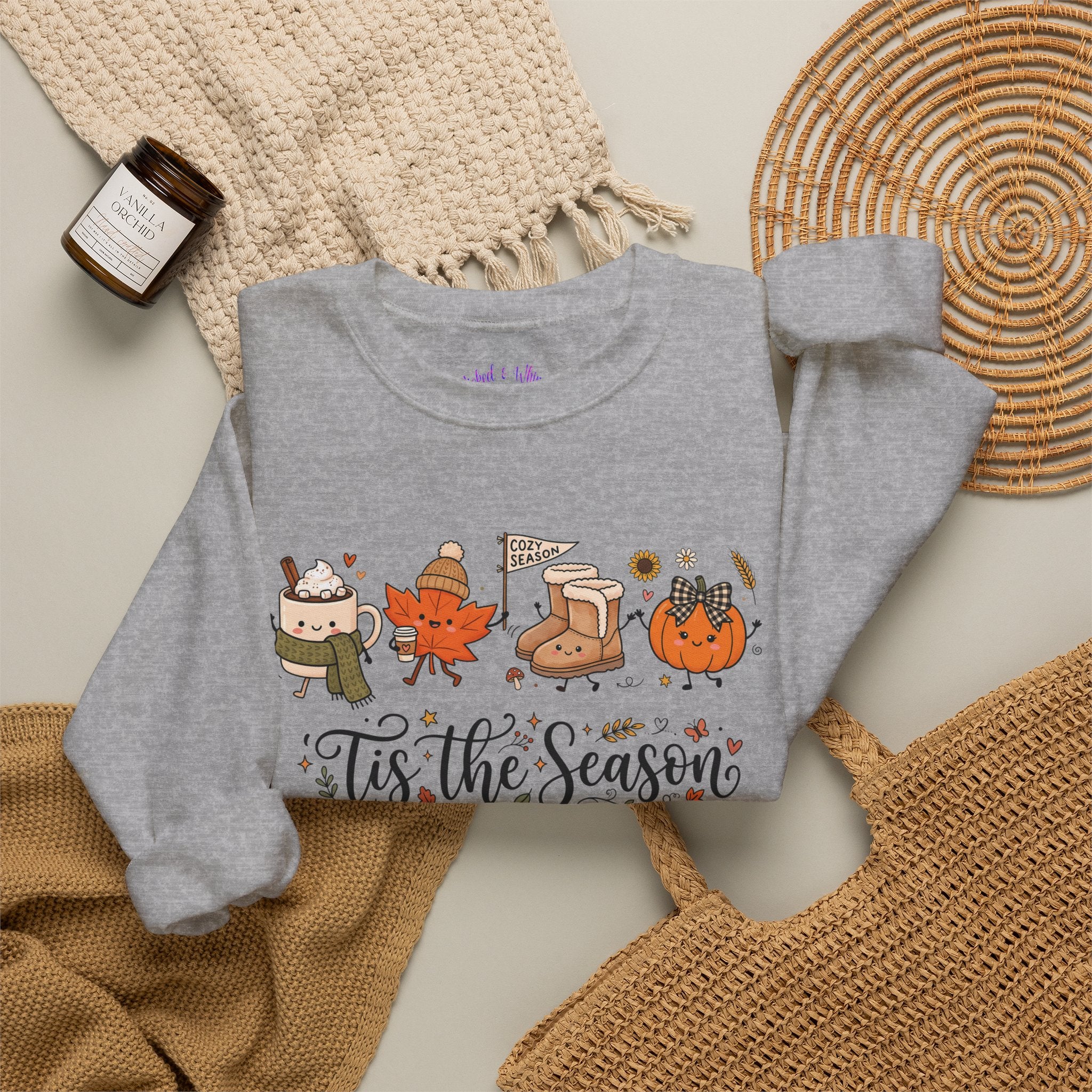 'Tis the Season Fall & Fall Vibes Graphic Sweatshirt