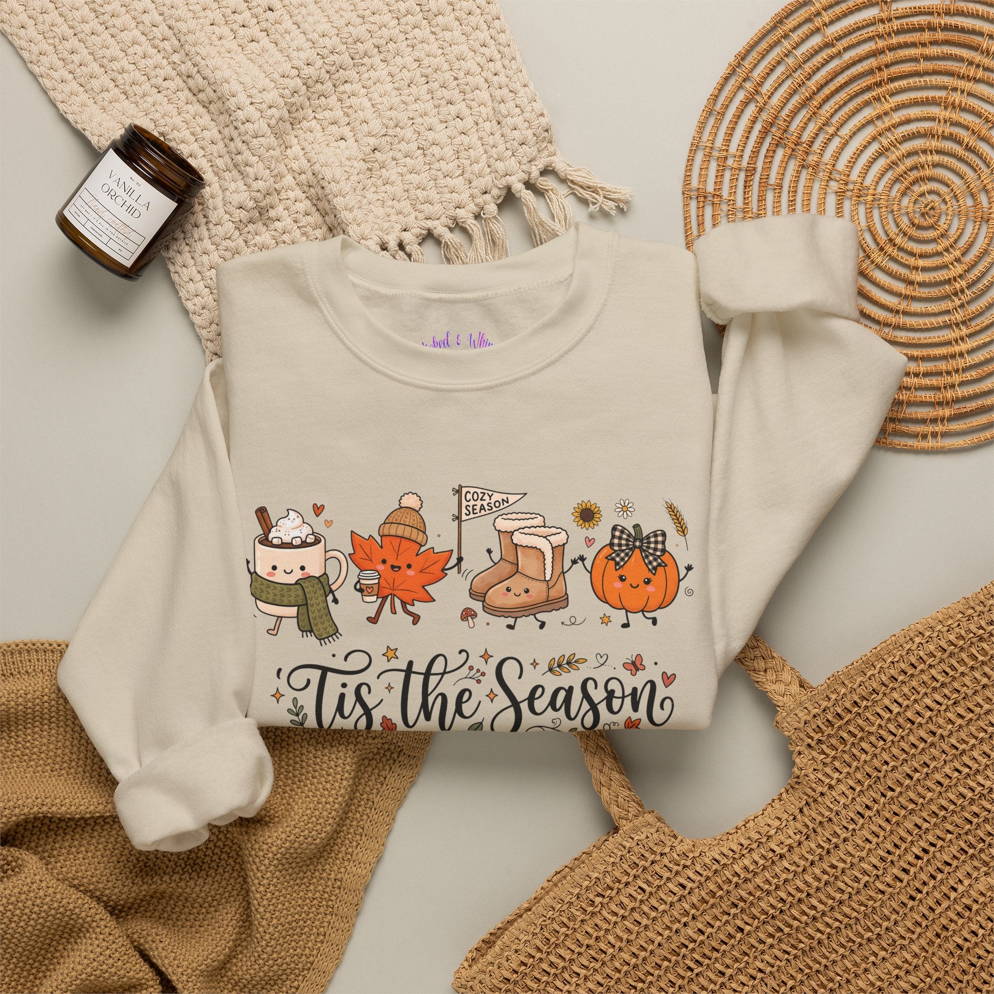 'Tis the Season Fall & Fall Vibes Graphic Sweatshirt